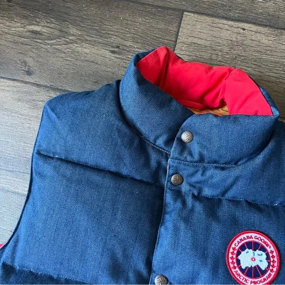 Canada Goose x Levi's Denim Freestyle Vest 1/300 Size Extra Small